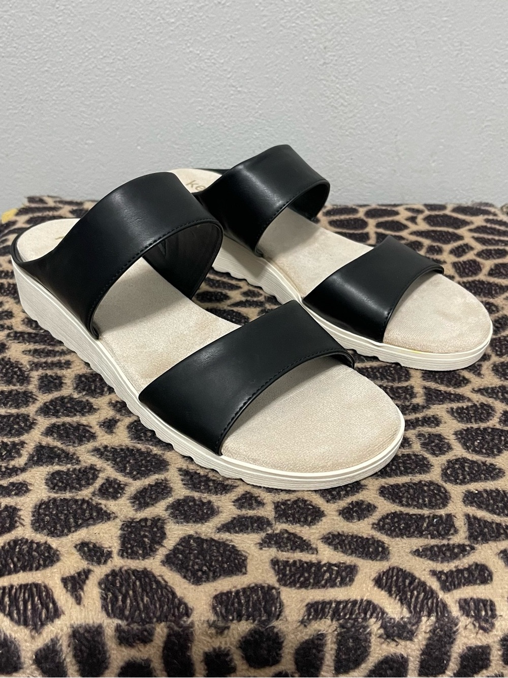 Kensie Low Wedge Double Strap Comfort Sandals Black Summer Womens 10M